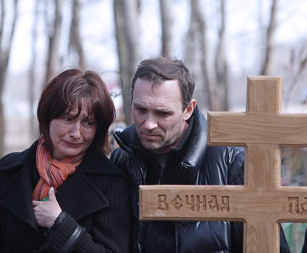 Funeral de vítima de atentado bombista na Rússia
