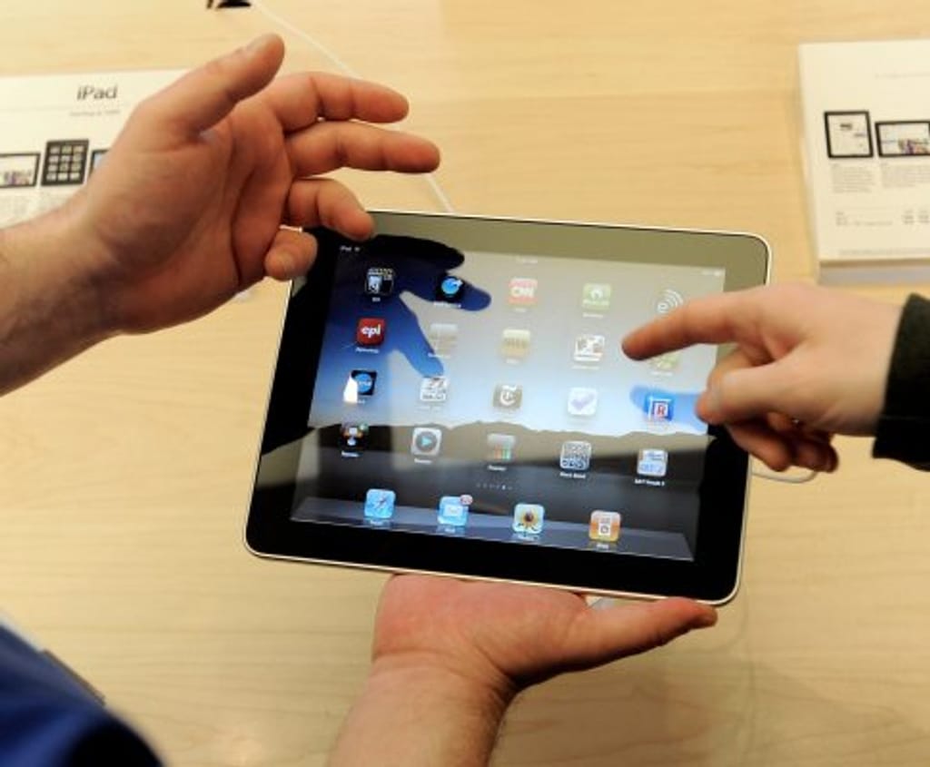 Primeiros compradores do iPad