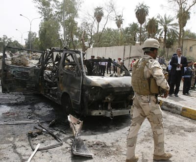 Iraque: três explosões matam 41 pessoas - TVI