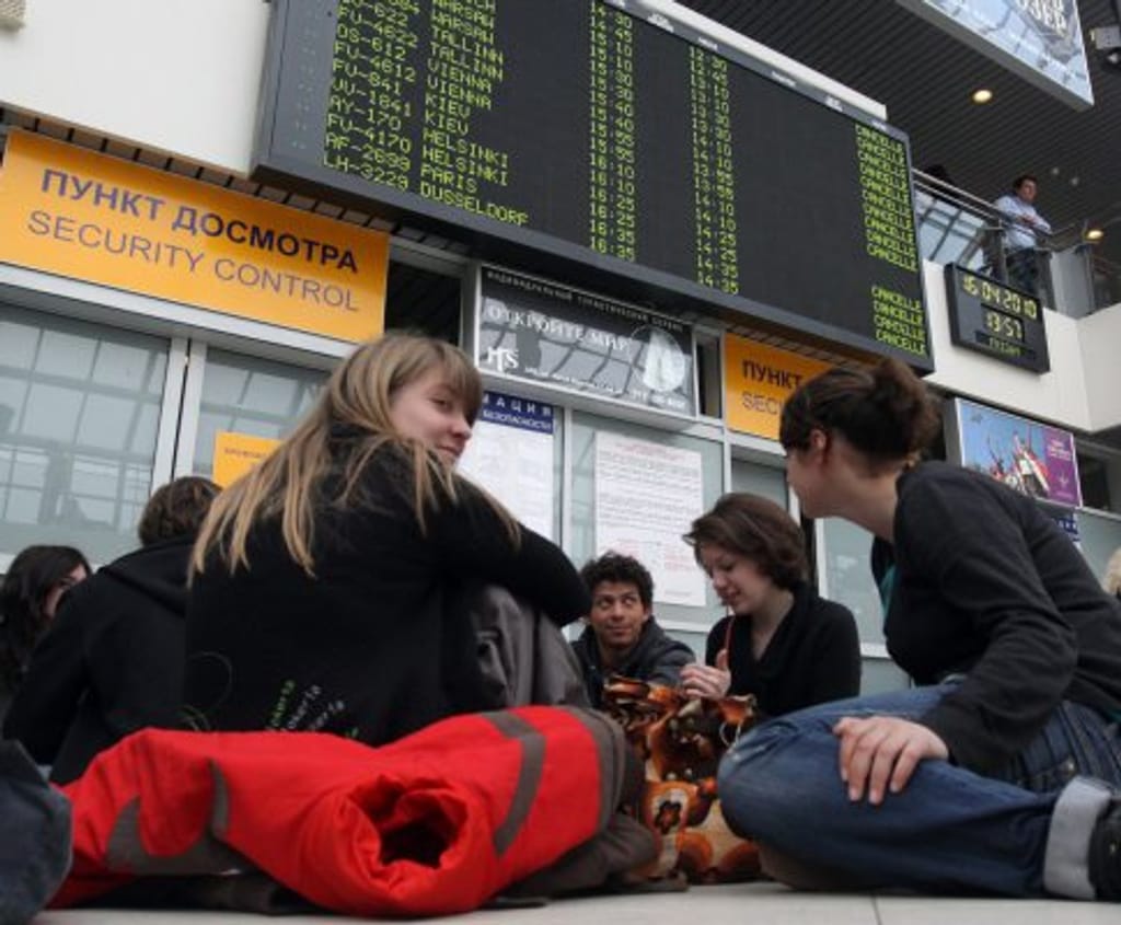 Nuvem de cinzas vulcânicas lança o caos nos aeroportos europeus