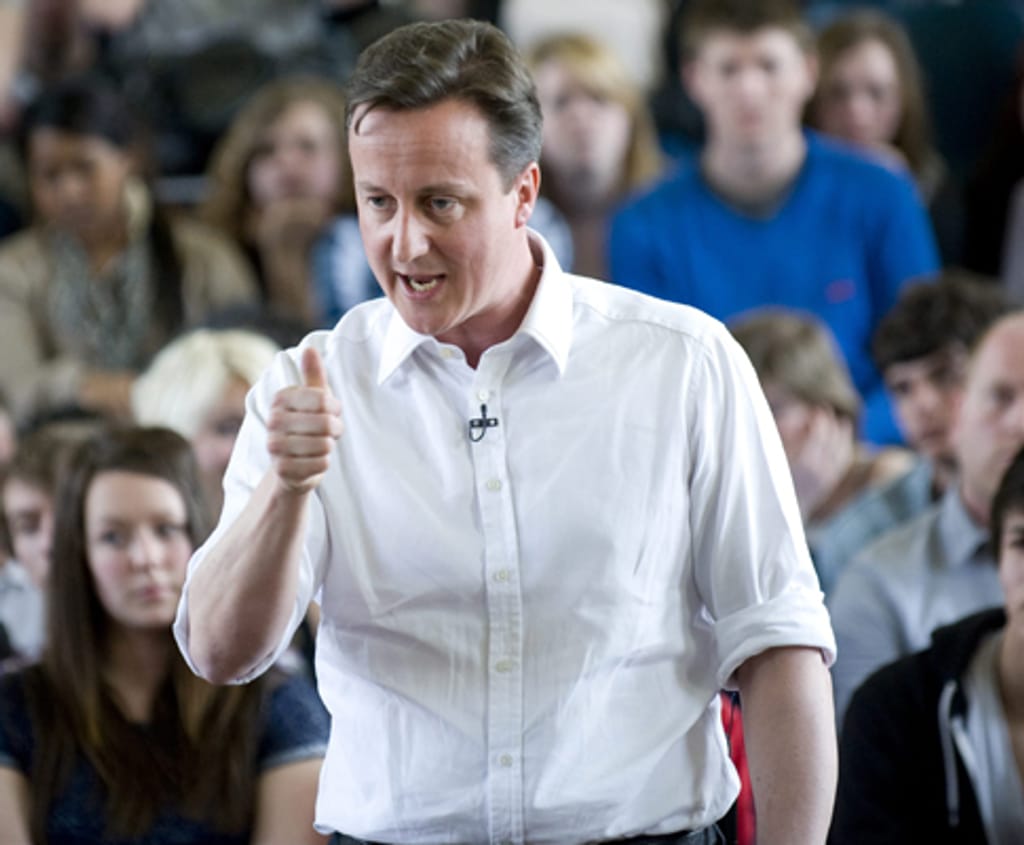 David Cameron (foto EPA/ANDREW PARSONS)
