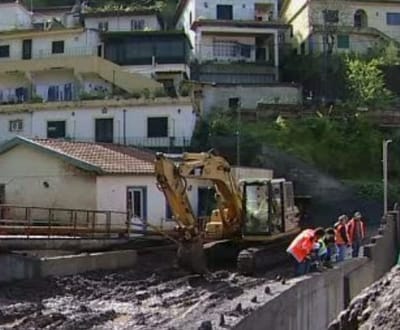 CDU da Madeira denuncia erros na reconstrução da Ilha - TVI