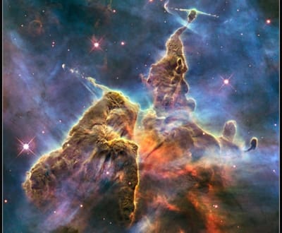Telescópio Hubble faz 20 anos - TVI