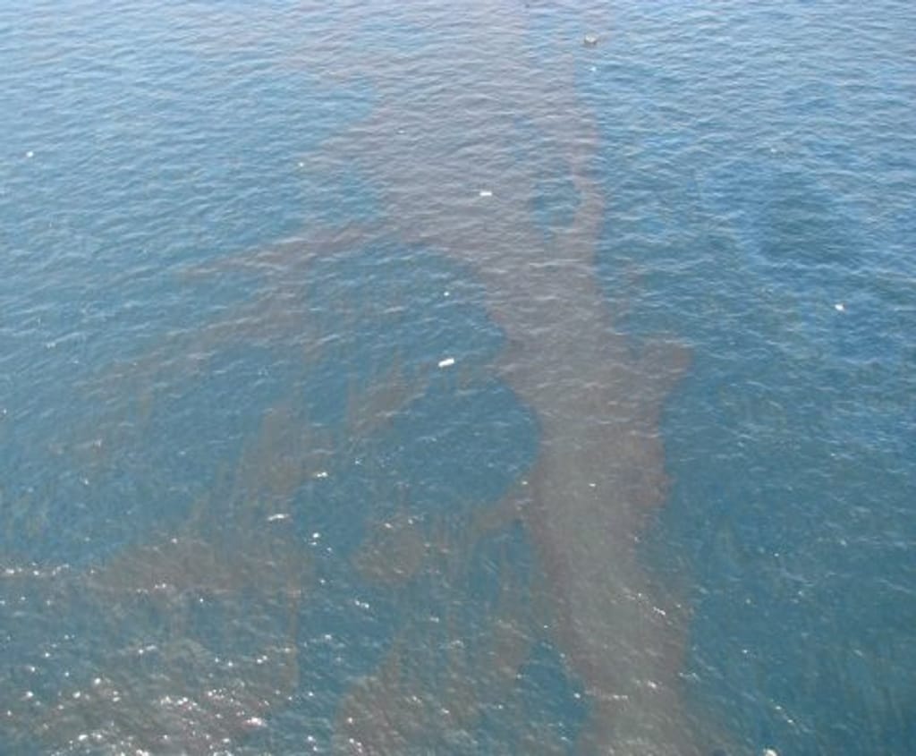 Nova fuga de petróleo no Golfo do México (EPA/ ELIZABETH BORDELON)