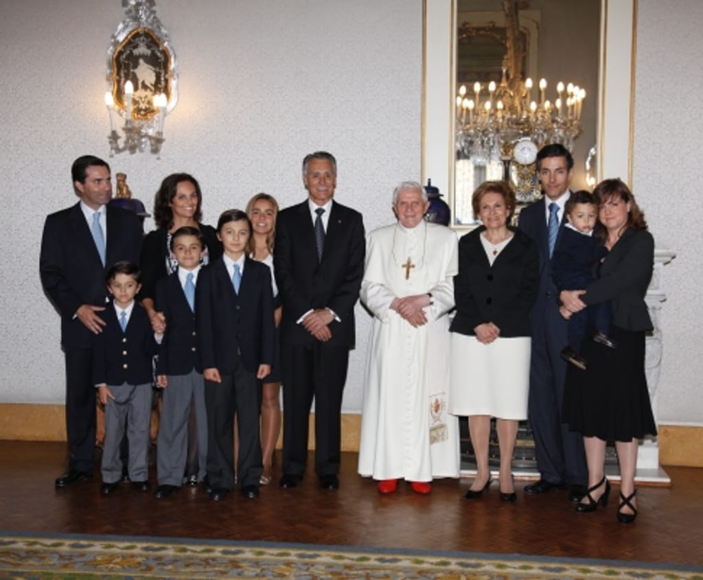 Papa Bento XVI recebido no Palácio de Belém (Lux)