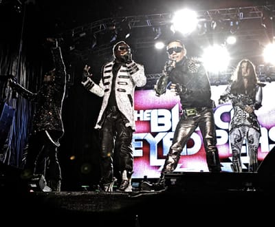 Black Eyed Peas levam 40 mil adeptos e umas quantas vuvuzelas ao Jamor (fotos + vídeo - 2º parte) - TVI