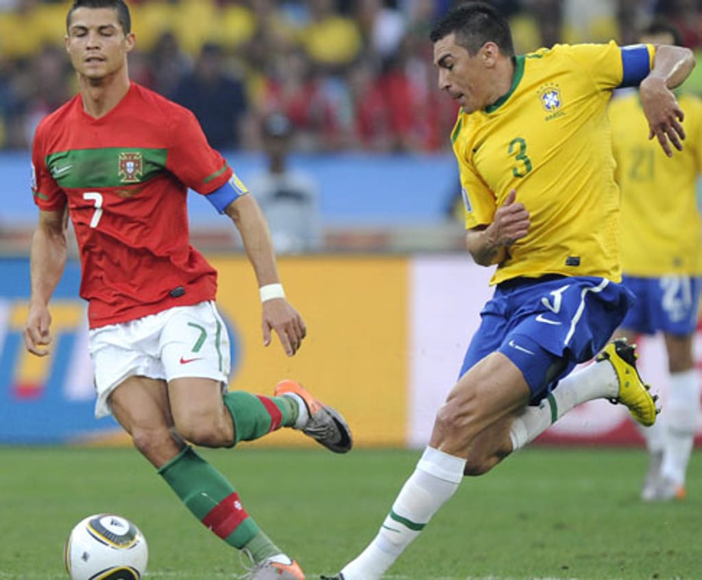 Mundial 2010: Portugal vs Brasil (EPA/DANIEL DAL ZENNARO)