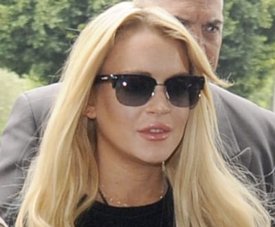 Lindsay Lohan luta por indemnização milionária por causa de anúncio (vídeo) - TVI
