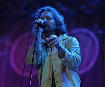 Pearl Jam despedem-se de Portugal com dedicatória especial - TVI