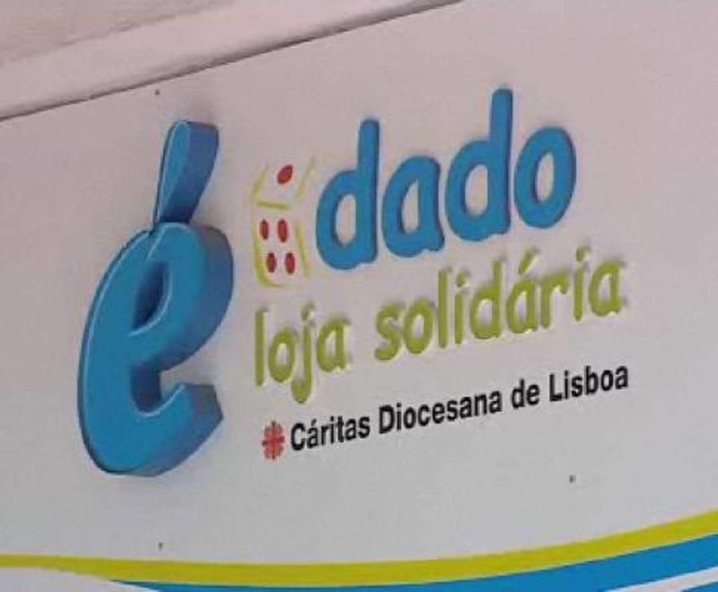 Loja «É Dado» da Cáritas de Lisboa