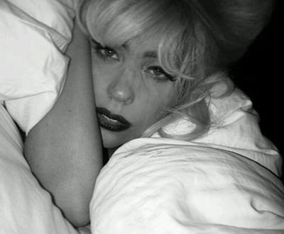 Lady Gaga conta que as drogas ajudaram-na a ser criativa - TVI