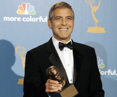 George Clooney homenageado nos Emmy 2010 (vídeo) - TVI