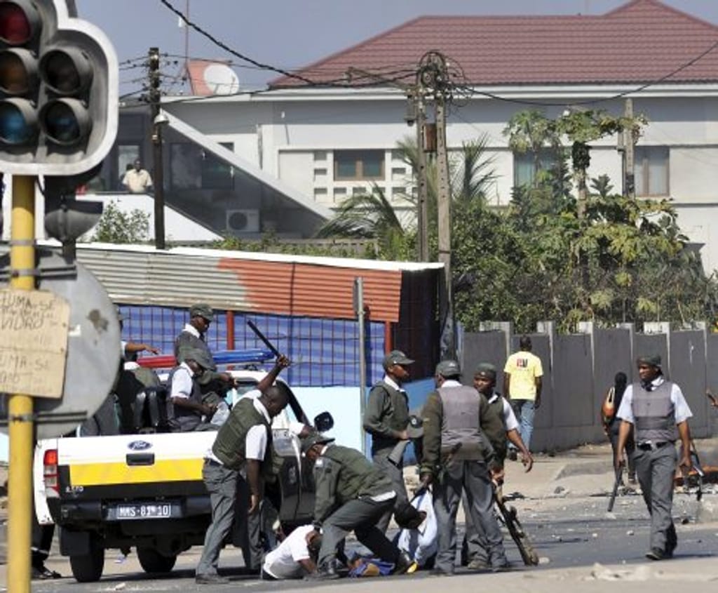 Maputo: tiros da polícia fazem vários feridos
