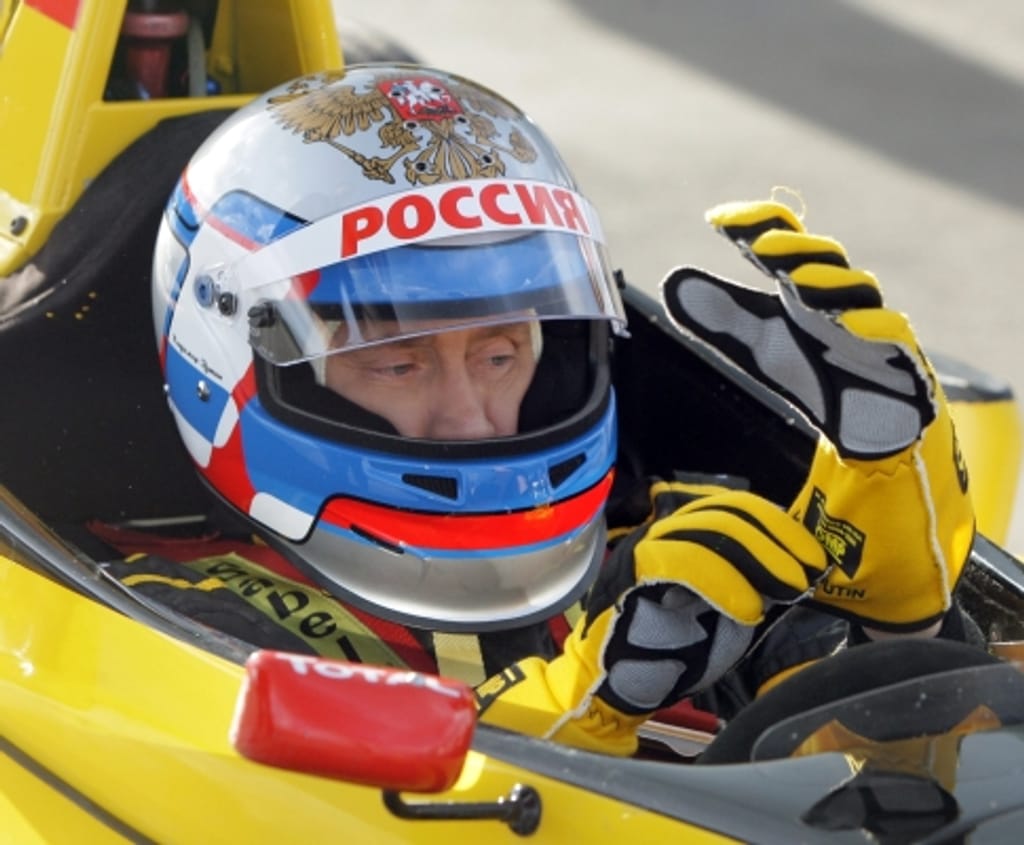 Putin ao volante de um F1