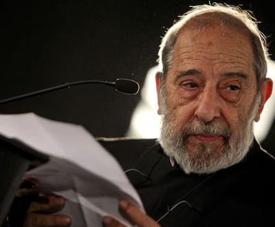 Costa destaca exigência e rigor de Álvaro Siza, “grande figura da arquitetura” - TVI