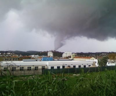 Tornado: «Foi como se uma bomba aqui caísse» - TVI