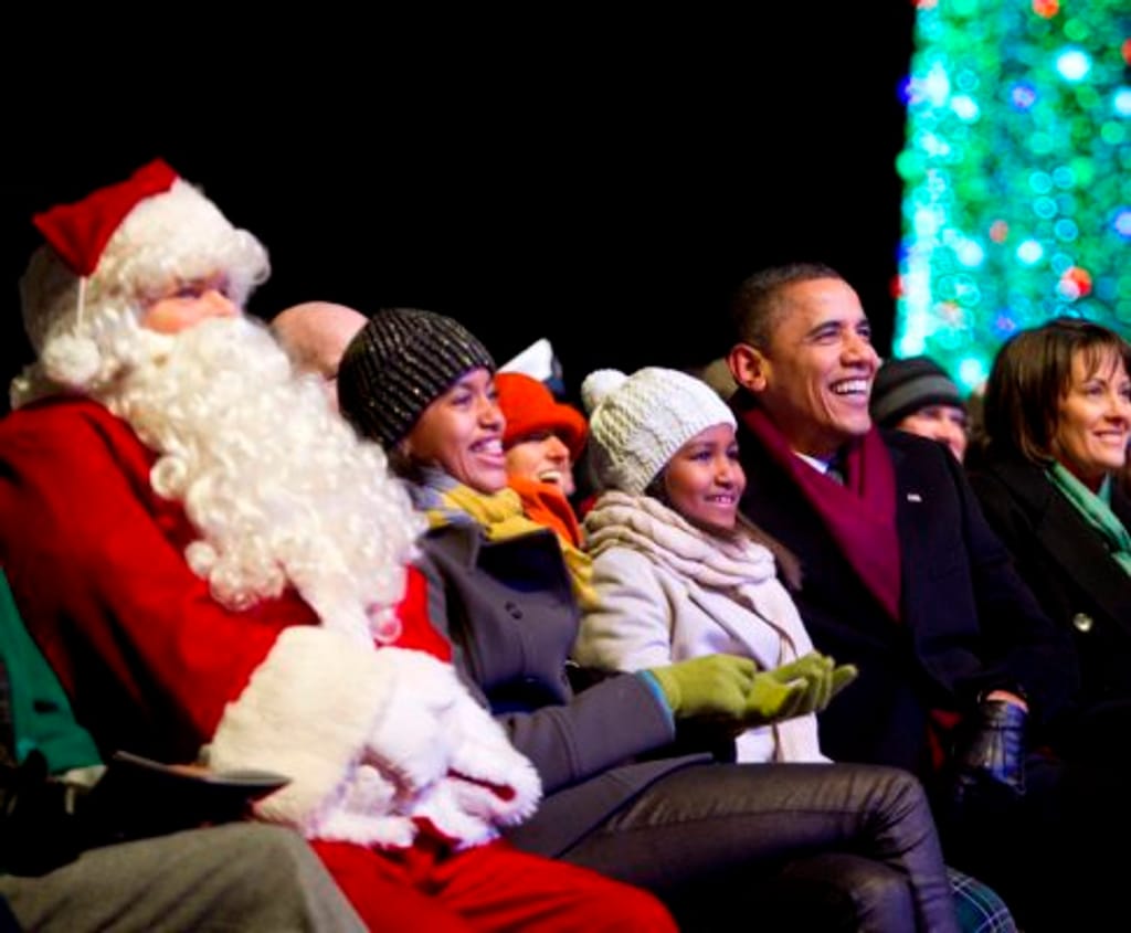 Obama inaugura árvore de Natal [EPA/ANDREW HARRER]