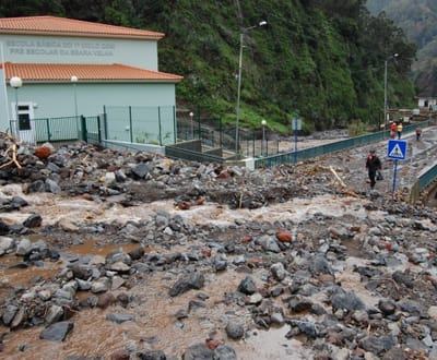 Geógrafo responsabiliza aterro por inundação da baixa do Funchal - TVI