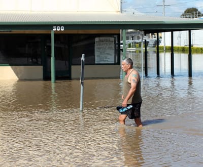 Chuva chega à terceira maior cidade da Austrália - TVI