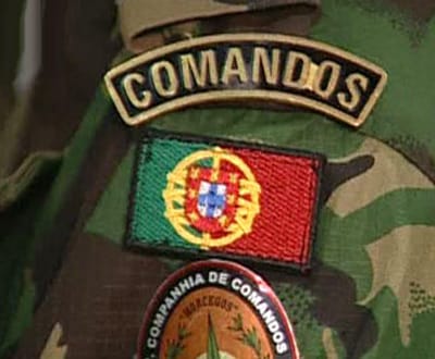 Incêndio atinge perímetro militar do Quartel da Carregueira - TVI