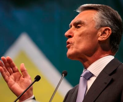 Cavaco elogia jovens empreendedores sem «encosto ao poder político» - TVI