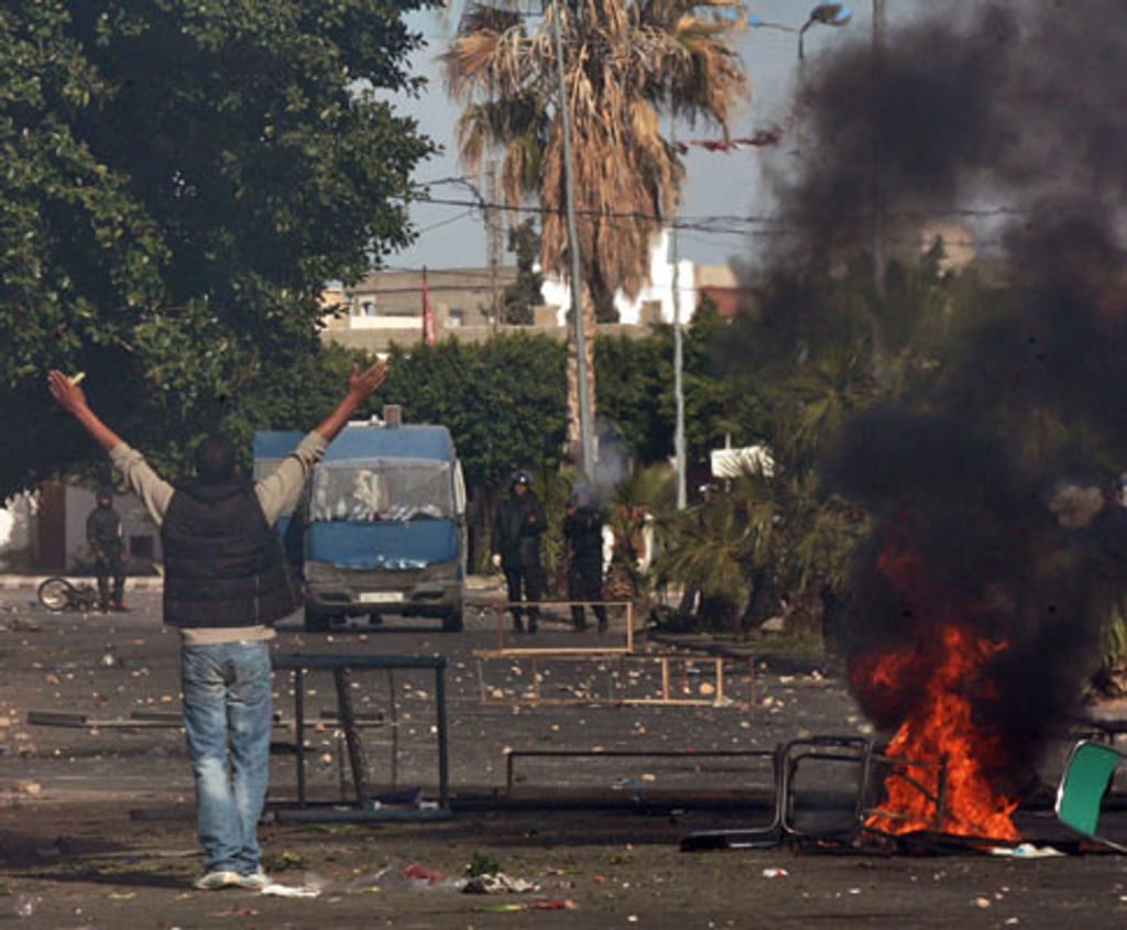 Disturbios na Tunísia (EPA)