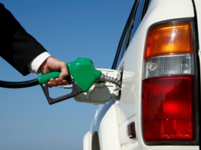 Novo impostos: preço do gasóleo vai voltar a subir em Fevereiro - TVI