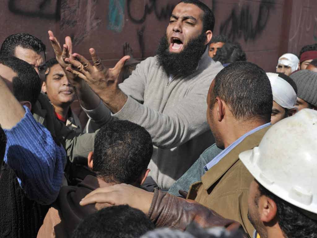 Confrontos no centro do Cairo (EPA)