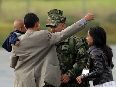 Chefe das FARC morto em operação militar - TVI
