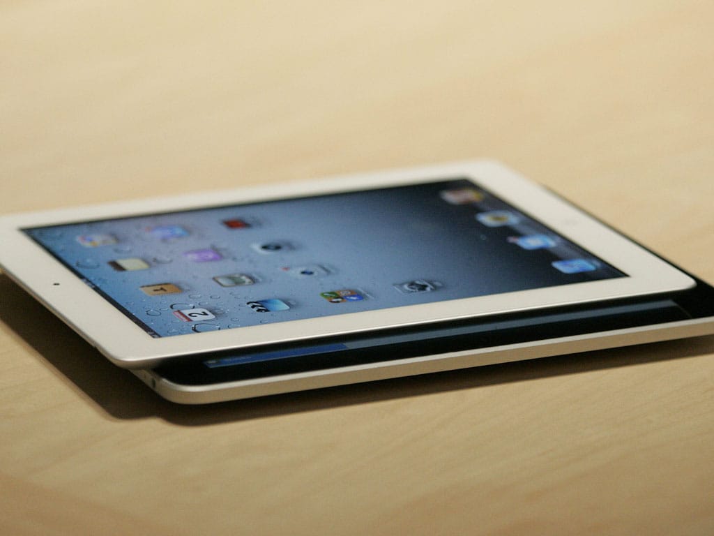 Jobs apresenta iPad 2 (EPA/MONICA M. DAVEY)
