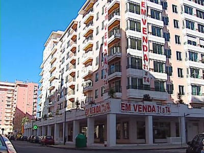 Casas: preços caem 3,7% em Espanha - TVI