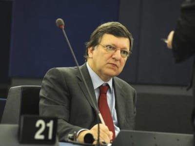 FMI: Durão Barroso pode suceder a Strauss-Kahn? - TVI