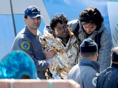 Naufrágio: migrantes pagam mais de dois mil euros em viagem para a morte - TVI