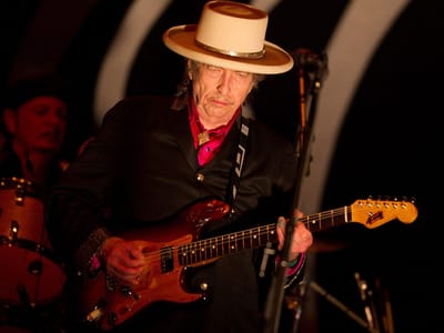 Bob Dylan grava novo álbum aos 70 anos de idade - TVI