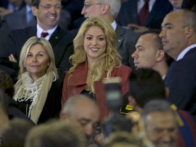 Shakira foi à final da Taça de Espanha e sofreu por Piqué - TVI