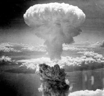 Qual a diferença entre uma bomba de hidrogénio e a de Hiroshima? - TVI