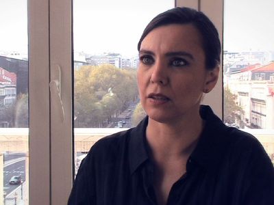 Adriana Calcanhotto: «O samba está sempre presente» - TVI