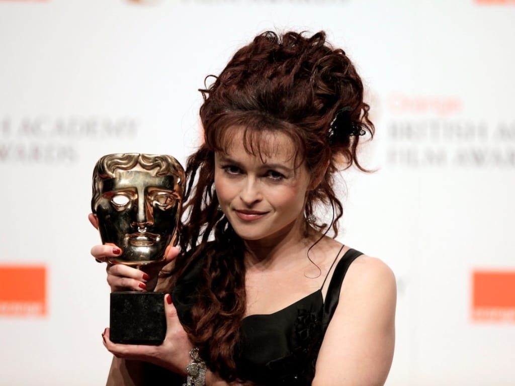 Helena Bonham Carter nos BAFTA 2011 (EPA/Kerim Okten)