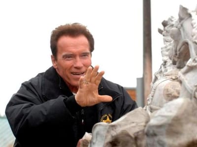 Schwarzenegger suspende regresso ao cinema - TVI