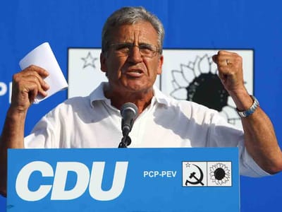 CDU contra novos colonizadores e «voto Fukushima» - TVI