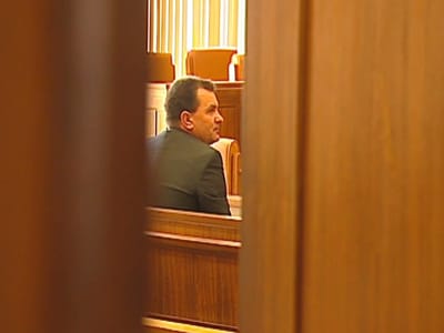 Tribunal selecciona júri para o julgamento do «Rei Ghob» - TVI