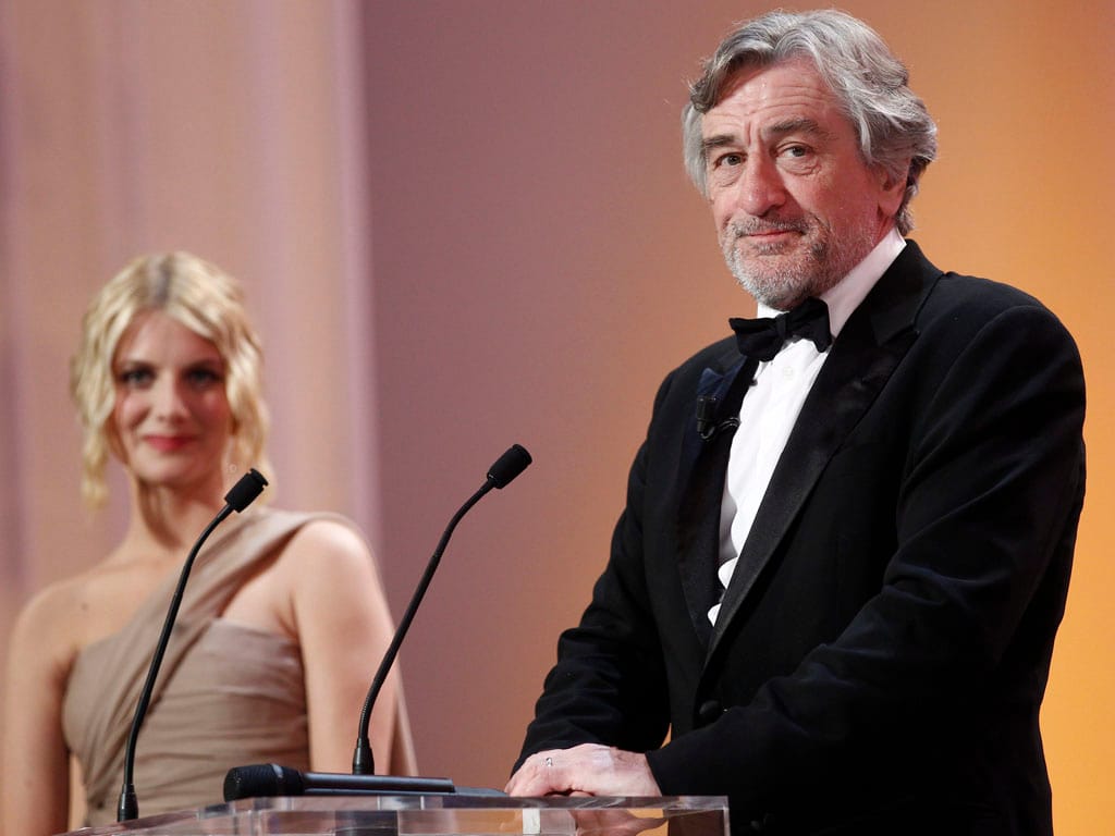 Melanie Laurent e Robert De Niro no Festival de Cannes (Lusa/EPA/IAN LANGSDON)