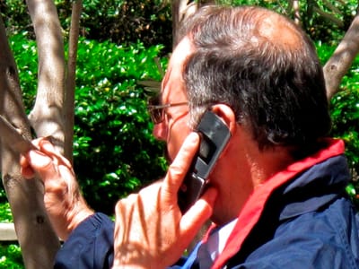 ERS quer taxa de uso de telemóvel para financiar saúde - TVI