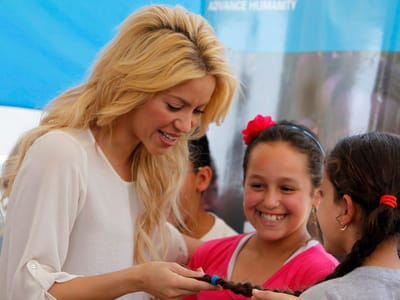 Shakira em Jerusalém para conferência internacional - TVI