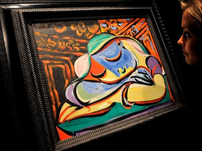 Quadro de amante de Picasso leiloado por 15 milhões - TVI