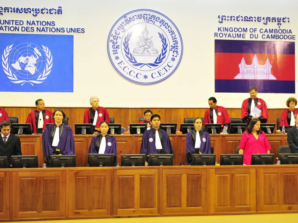 Julgamento de Khmeres Vermelhos no Camboja