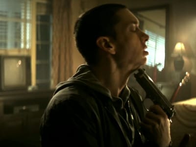 Eminem suicida-se em novo vídeo com estrela porno - TVI
