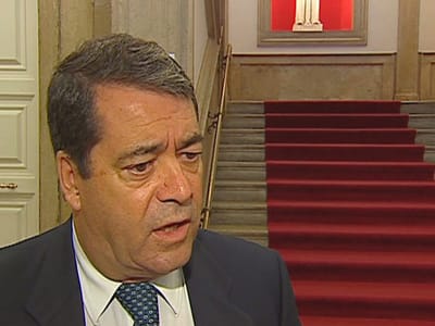 Marinho Pinto acusa ministra de tentar destituir PGR - TVI