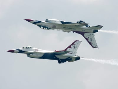 Força Aérea já recebeu o primeiro de três F-16 modernizados - TVI