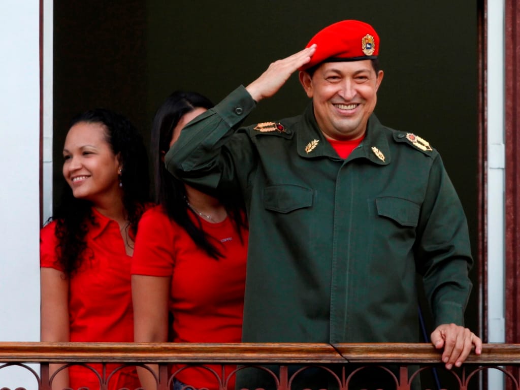 Chávez recebido em apoteose em Caracas (Carlos Garcia)